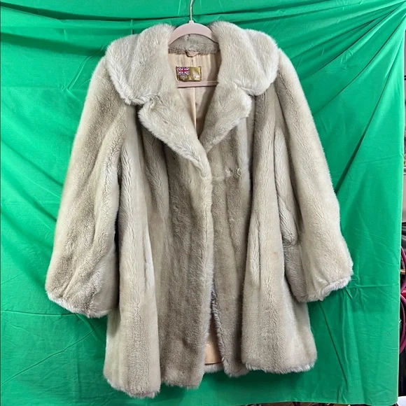 Vintage Tissavel France Coat Fur Faux Winter Cream Lined Acrylic Made in England - Picture 1 of 16